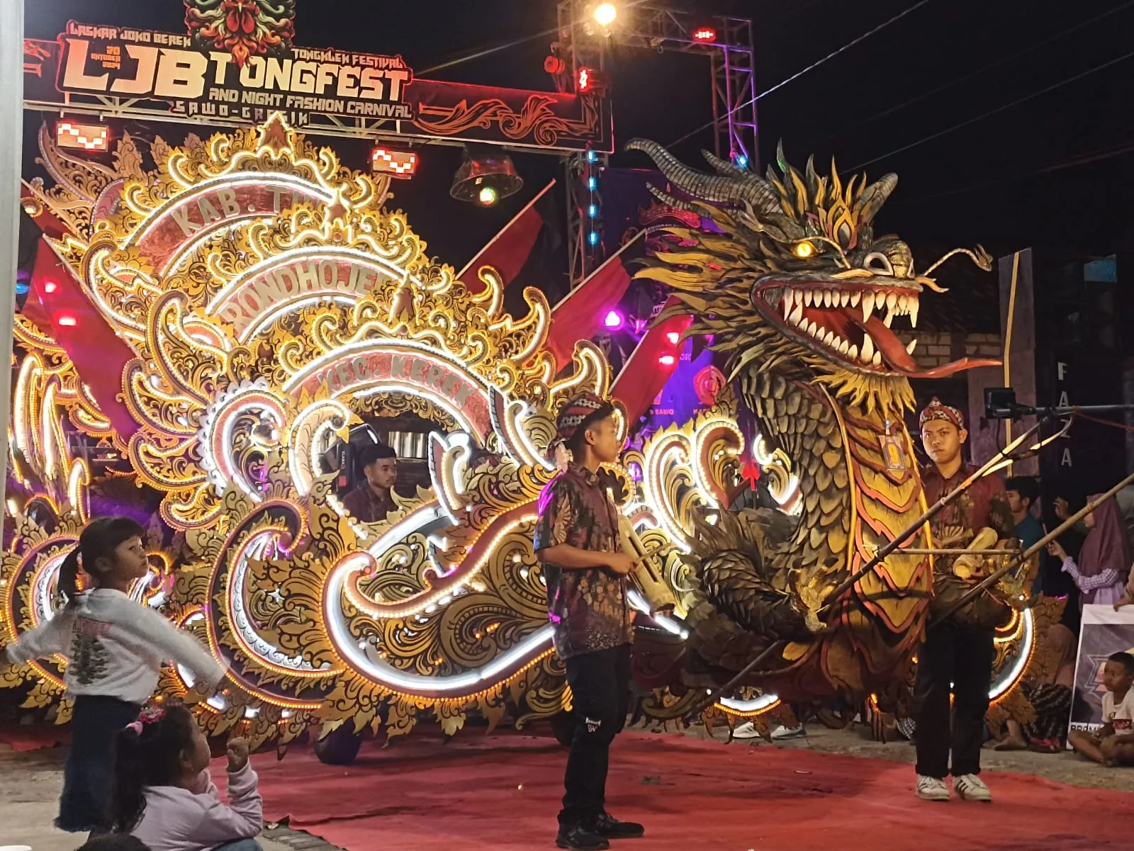 LJB TONGFEST dan NIGHT FASHION CARNIVAL, Meriah di Desa Sawu (Ilustrasi)