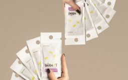 Premium Picks: Best Business Card Makers for High-End Branding