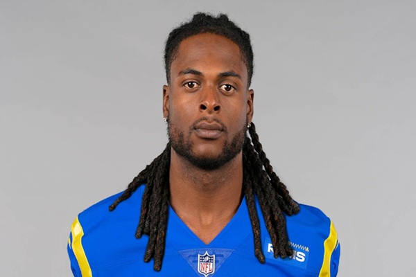 Davante Adams Takes a Swipe at the Bears: Rivalry Reloaded