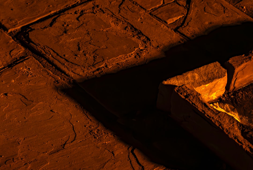 Makna Lagu Tawa, Pelampauan Nadin Amizah Atas Dialektika Hidup?