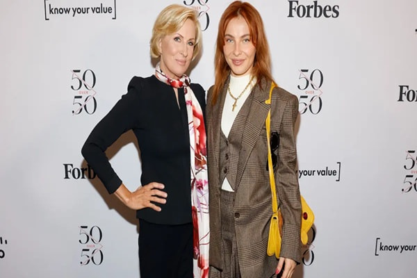 Carlie Hoffer: Life, Career, Art & Family Background