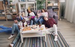 Hyperbeam Watch Party Guide 2026: How To Host A Watch Party In Minutes For Up To 20+ Friends