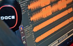 How to Loop Audio Infinitely: Audacity vs. VLC for Repeating Sound Clips