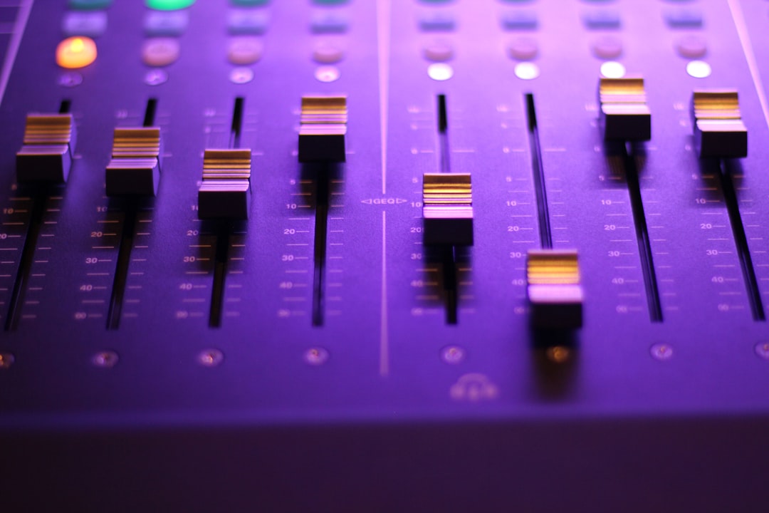 Music Production Software Like FL Studio For Creating And Mixing Tracks