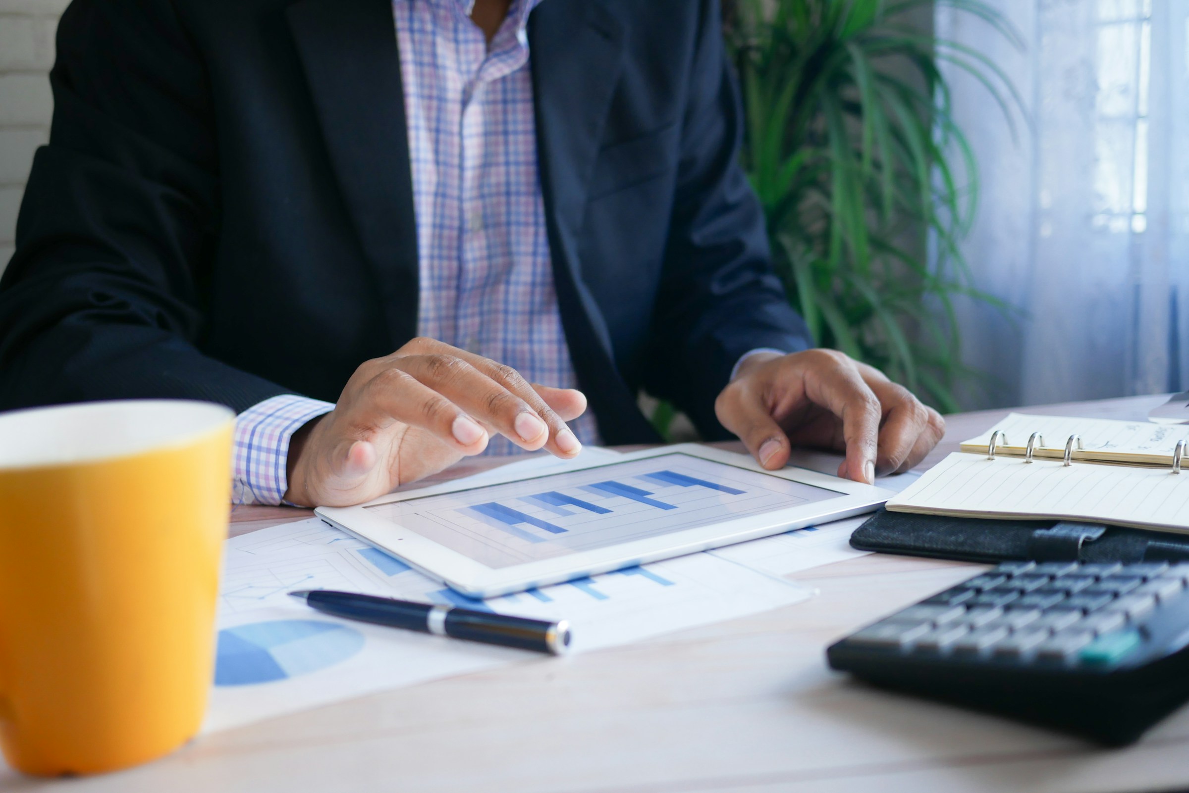 Security, Space, and Everyday Judgment: Choosing Storage with Fewer Blind Spots