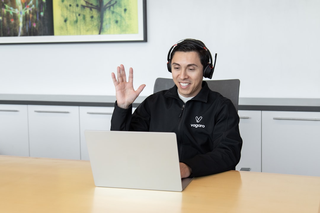 5 Customer Service Training Scenarios Every Support Team Should Practice