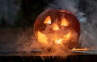 Halloween Newsletter: Mailchimp vs beehiiv for Halloween Newsletter Campaigns
