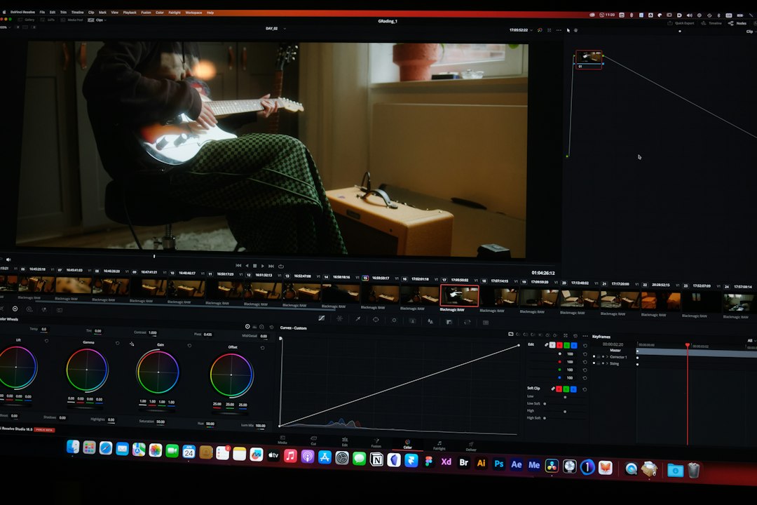 How to Shorten a Video on iPhone: iMovie vs. CapCut for Quick Video Trimming