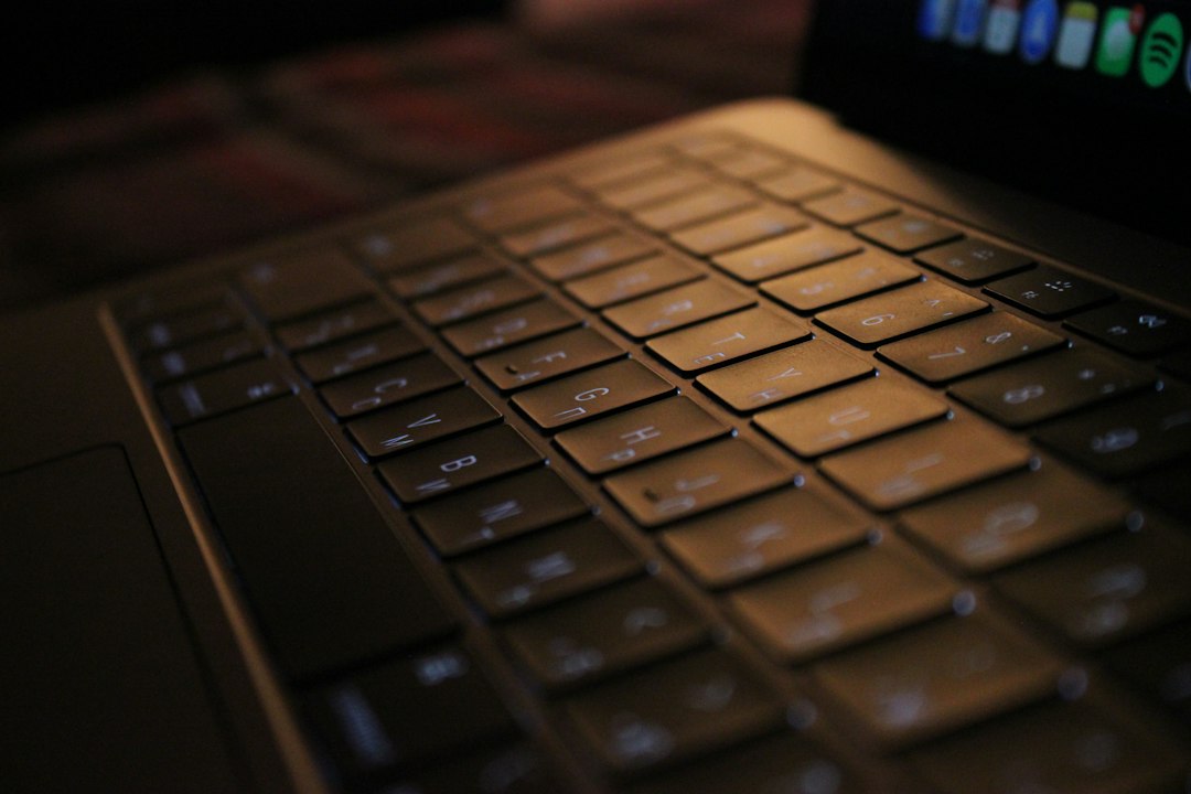 Pinebook Pro vs Framework Laptop vs System76 Pangolin: Comparing Linux-Friendly Laptops for Developers